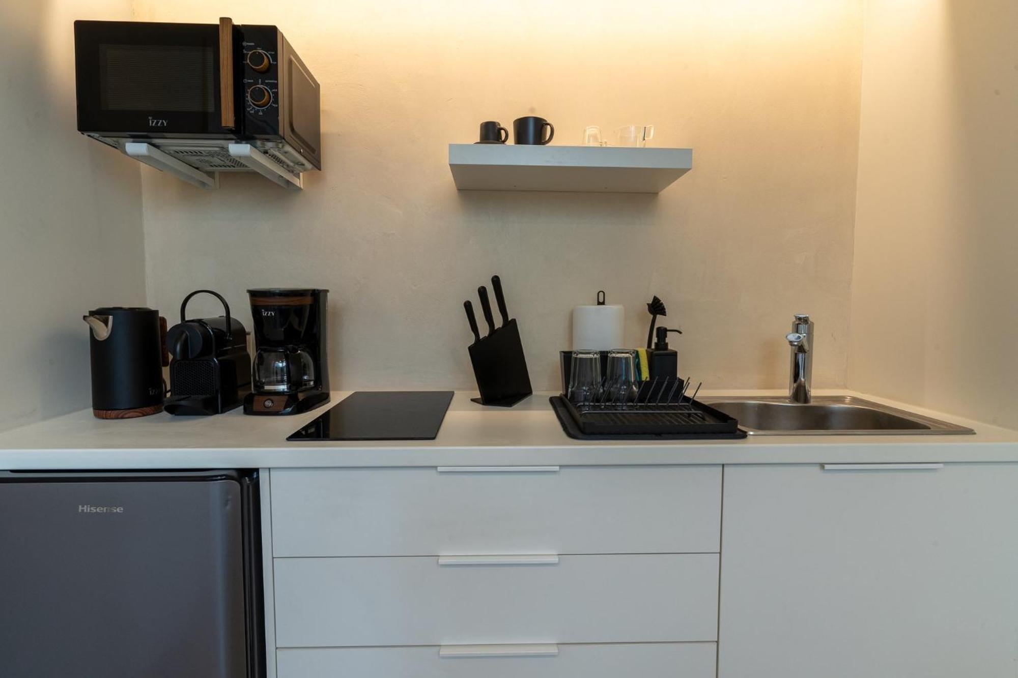 Acropolis Local Loft Apartment Athena Bagian luar foto