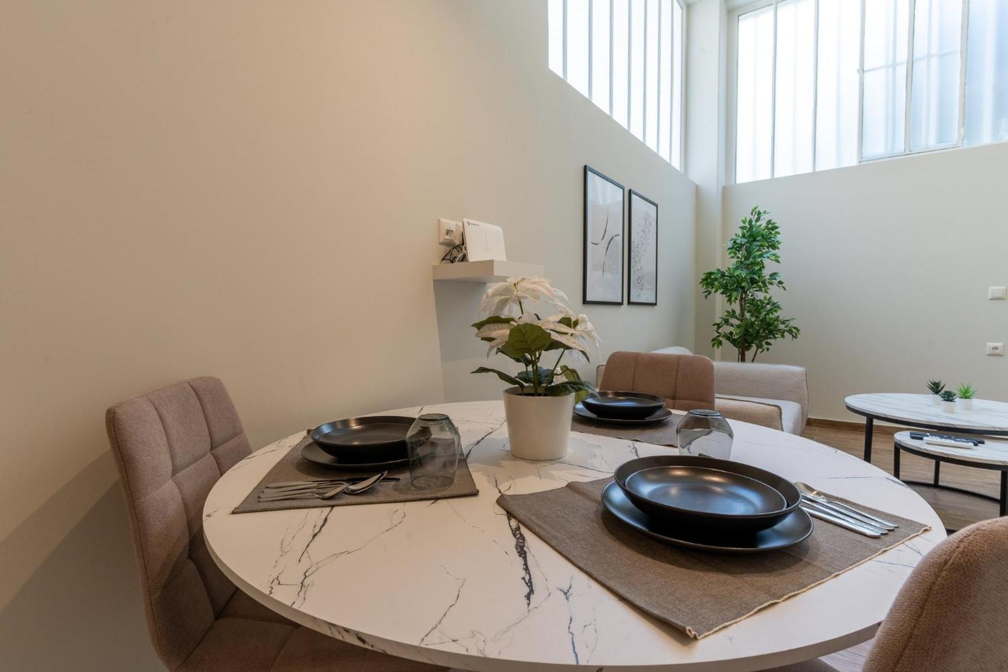 Acropolis Local Loft Apartment Athena Bagian luar foto