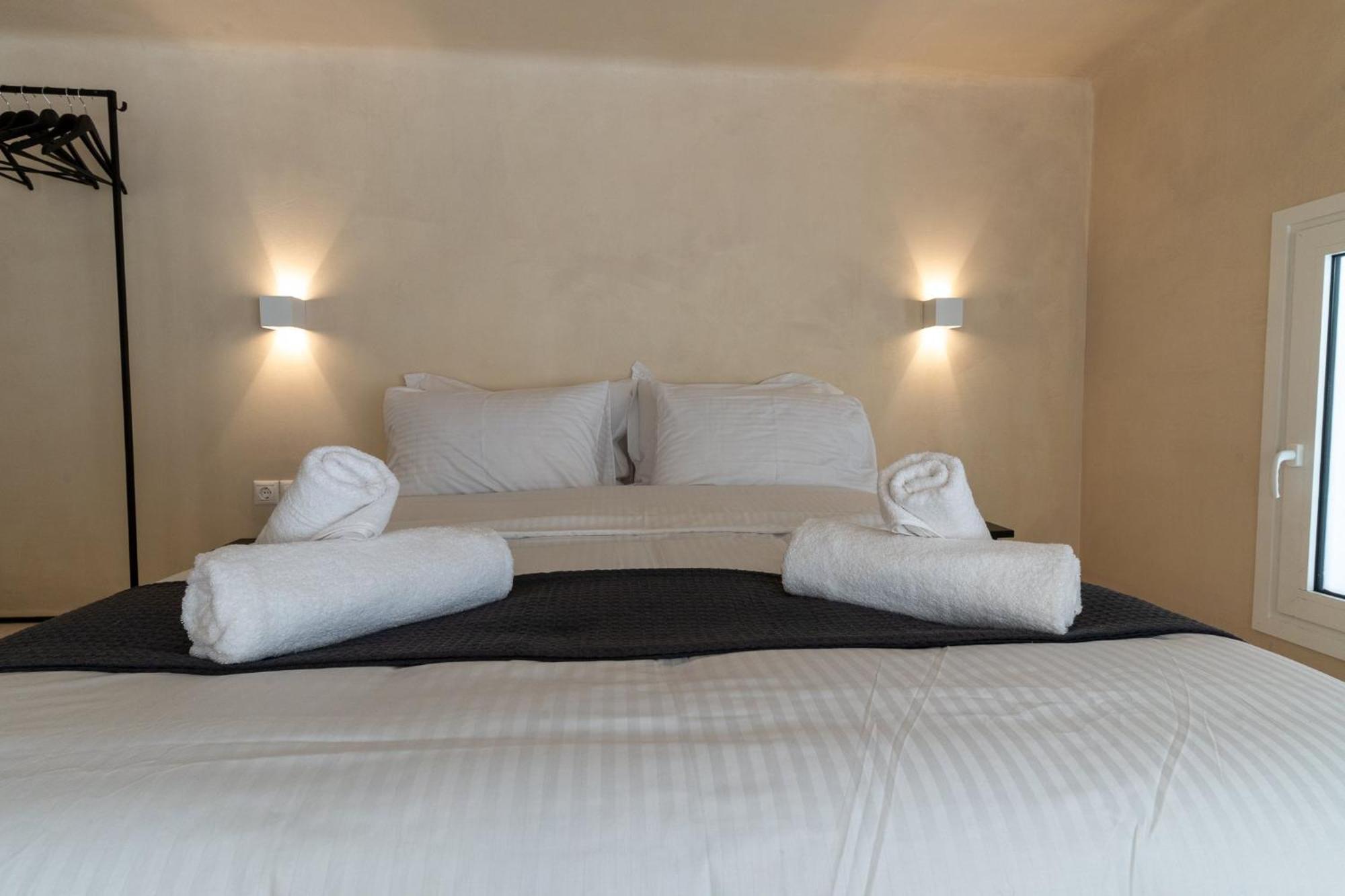 Acropolis Local Loft Apartment Athena Bagian luar foto
