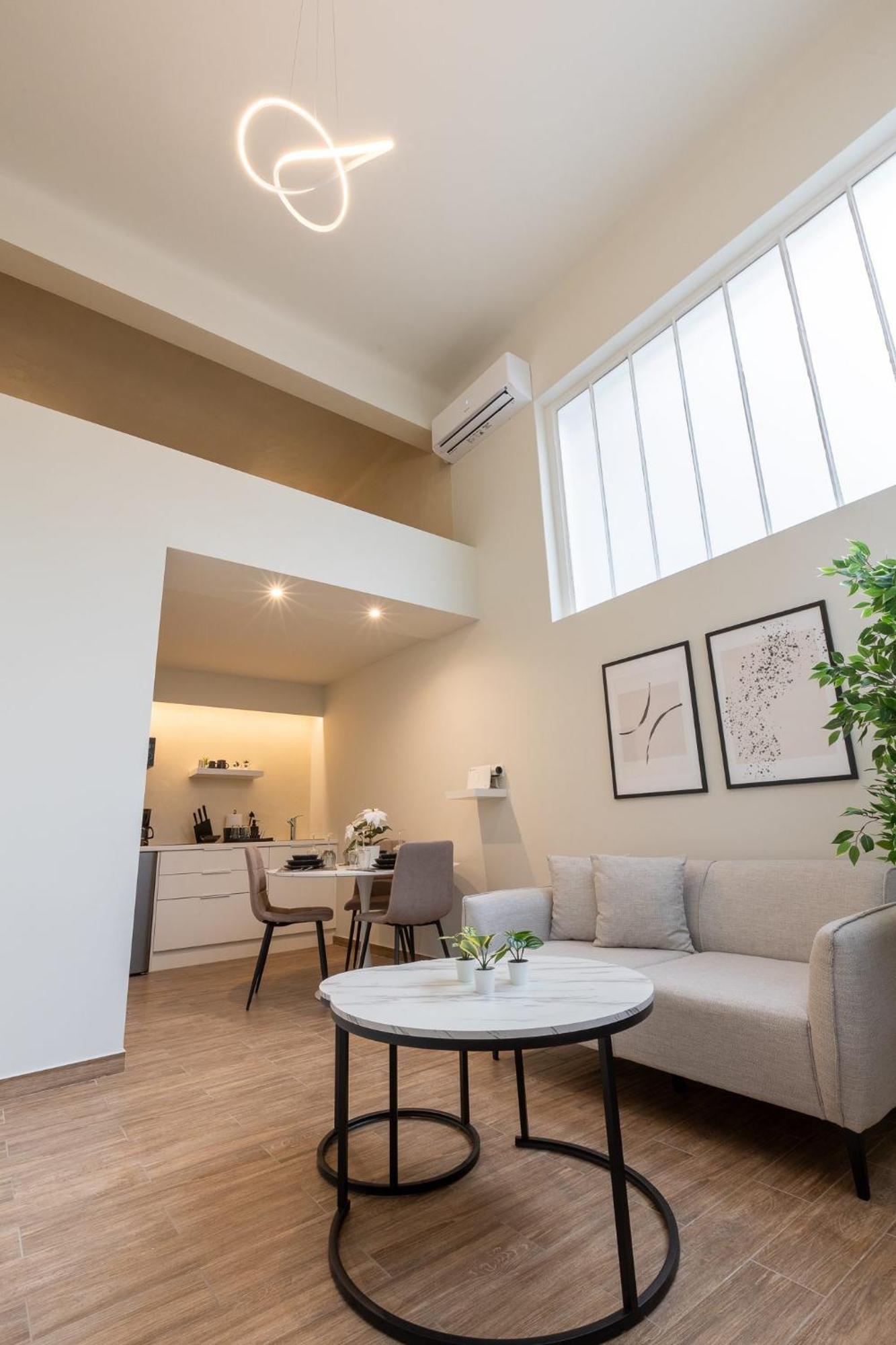 Acropolis Local Loft Apartment Athena Bagian luar foto